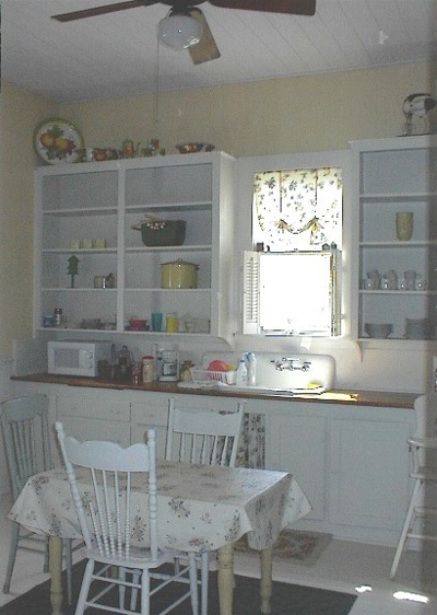 casual house kitchen