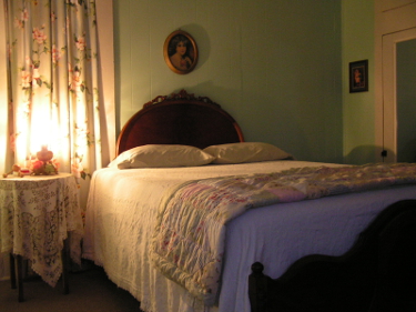 willow cottage green room